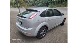FORD - FOCUS - 2013/2013 - Prata - R$ 43.000,00