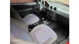 CHEVROLET - CELTA - 2010/2010 - Vermelha - R$ 24.000,00