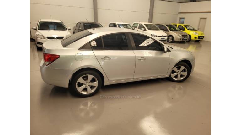 CHEVROLET - CRUZE - 2014/2014 - Prata - R$ 60.000,00
