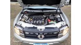 RENAULT - DUSTER - 2016/2017 - Prata - R$ 65.000,00