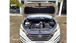 HYUNDAI - TUCSON - 2017/2018 - Branca - R$ 92.000,00