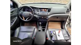 HYUNDAI - TUCSON - 2017/2018 - Branca - R$ 92.000,00