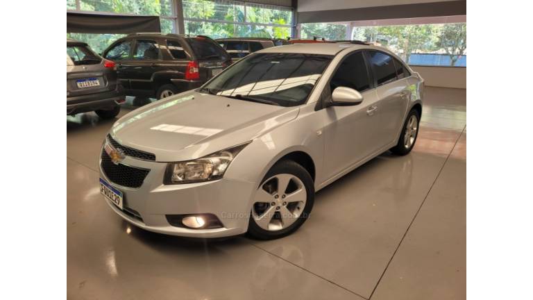 CHEVROLET - CRUZE - 2014/2014 - Prata - R$ 60.000,00
