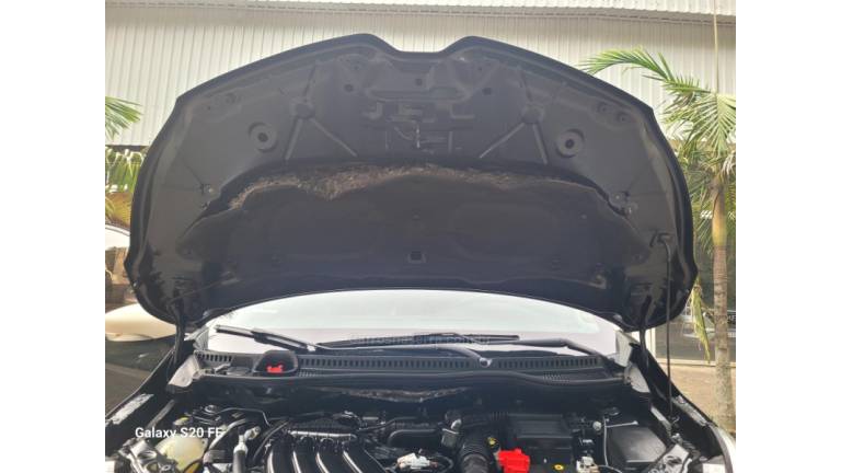 RENAULT - CAPTUR - 2017/2018 - Preta - R$ 72.000,00