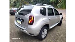 RENAULT - DUSTER - 2016/2017 - Prata - R$ 65.000,00