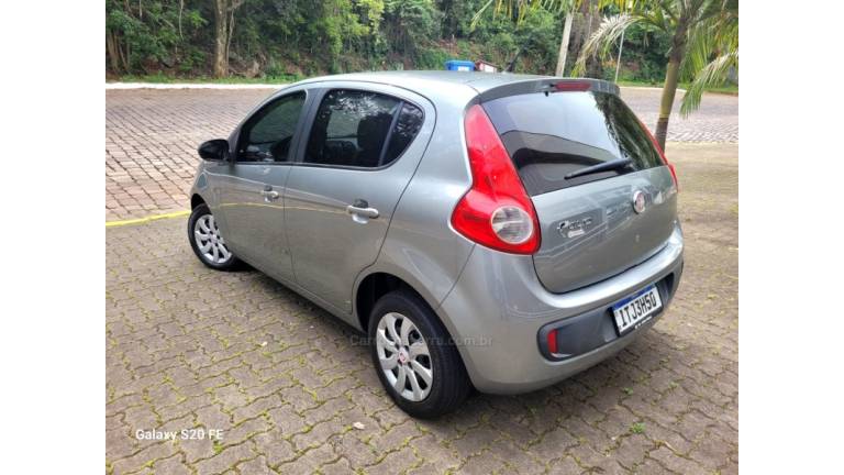 FIAT - PALIO - 2013/2013 - Cinza - R$ 38.000,00