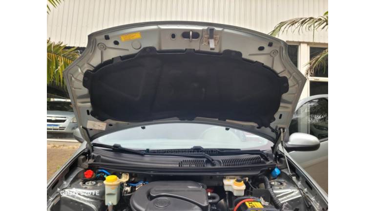 FIAT - PALIO - 2013/2013 - Cinza - R$ 38.000,00