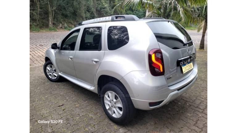 RENAULT - DUSTER - 2016/2017 - Prata - R$ 65.000,00