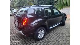 RENAULT - DUSTER - 2015/2016 - Preta - R$ 60.000,00