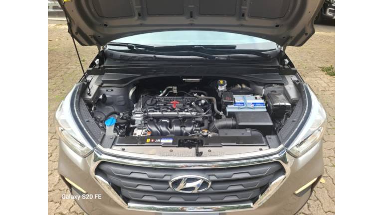 HYUNDAI - CRETA - 2016/2017 - Bege - R$ 87.000,00