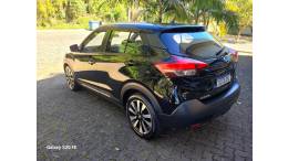 NISSAN - KICKS - 2016/2017 - Preta - R$ 80.000,00