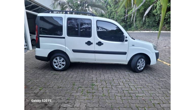FIAT - DOBLÓ - 2013/2013 - Branca - R$ 44.000,00