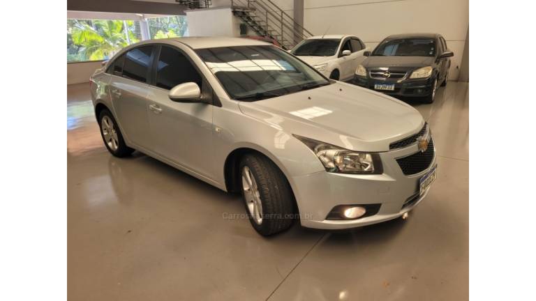 CHEVROLET - CRUZE - 2014/2014 - Prata - R$ 60.000,00