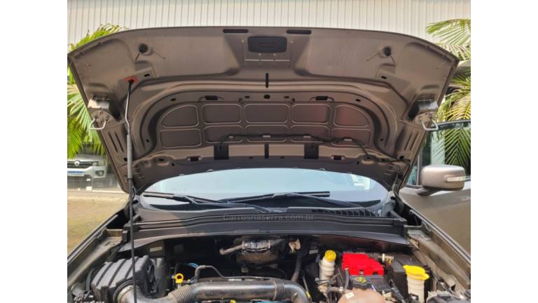 JEEP - RENEGADE - 2020/2020 - Cinza - R$ 85.000,00