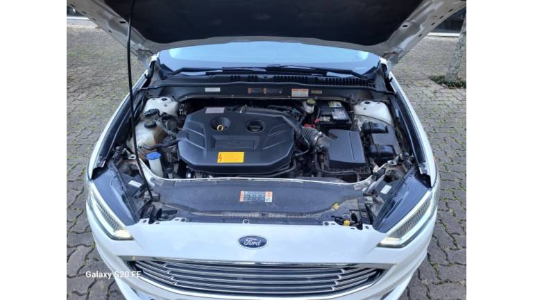 FORD - FUSION - 2018/2018 - Branca - R$ 98.000,00