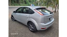 FORD - FOCUS - 2013/2013 - Prata - R$ 43.000,00