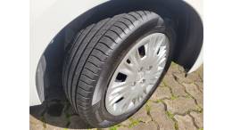 FORD - KA - 2019/2020 - Branca - R$ 58.000,00