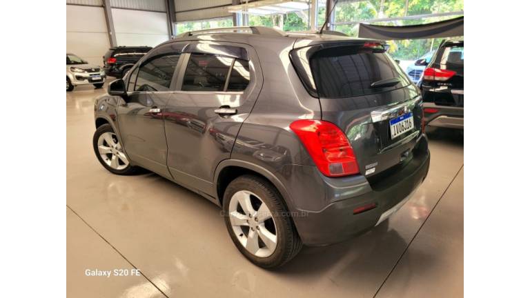 CHEVROLET - TRACKER - 2014/2014 - Cinza - R$ 68.000,00