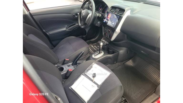 NISSAN - VERSA - 2018/2018 - Vermelha - R$ 57.000,00