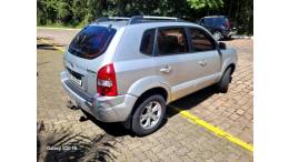 HYUNDAI - TUCSON - 2015/2015 - Prata - R$ 56.000,00