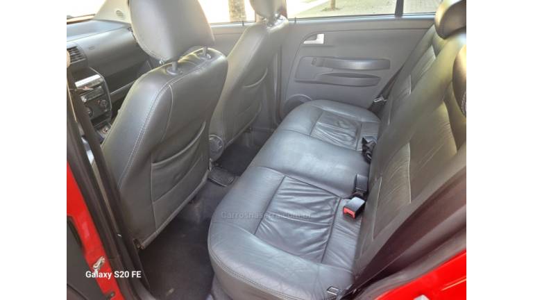 VOLKSWAGEN - CROSSFOX - 2008/2008 - Vermelha - R$ 33.000,00