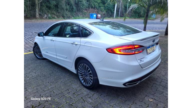 FORD - FUSION - 2018/2018 - Branca - R$ 98.000,00