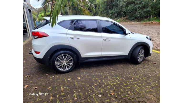 HYUNDAI - TUCSON - 2017/2018 - Branca - R$ 92.000,00