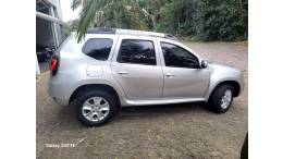 RENAULT - DUSTER - 2016/2017 - Prata - R$ 65.000,00