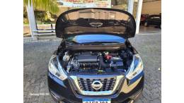 NISSAN - KICKS - 2016/2017 - Preta - R$ 80.000,00