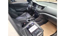 HYUNDAI - TUCSON - 2017/2018 - Branca - R$ 92.000,00
