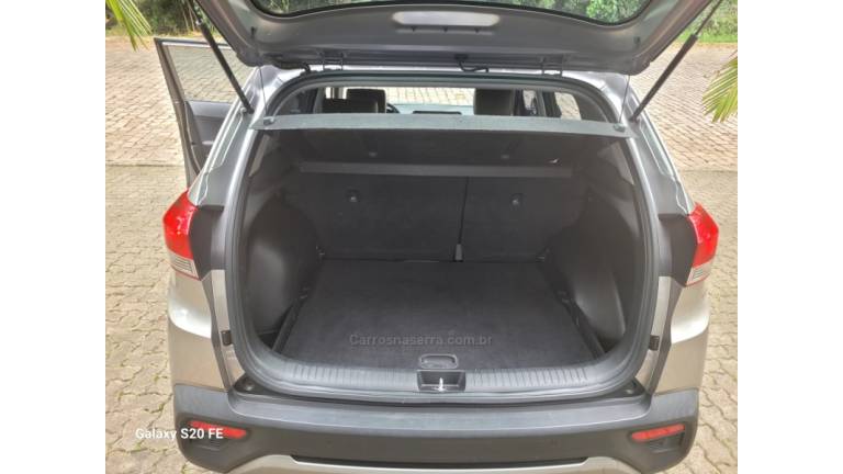 HYUNDAI - CRETA - 2016/2017 - Bege - R$ 87.000,00