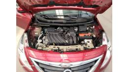 NISSAN - VERSA - 2018/2018 - Vermelha - R$ 57.000,00