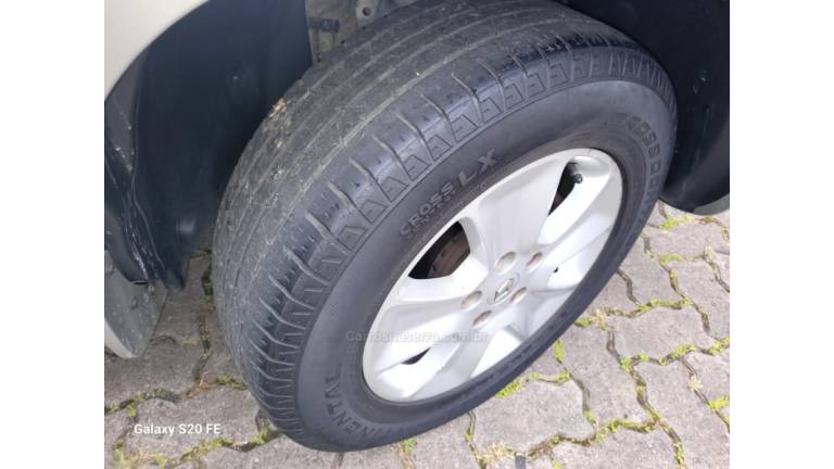 RENAULT - DUSTER - 2016/2017 - Prata - R$ 65.000,00