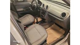 VOLKSWAGEN - VOYAGE - 2011/2011 - Cinza - R$ 33.000,00